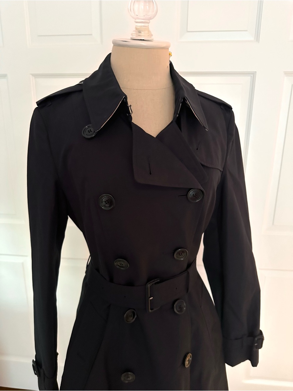Burberry Chelsea Heritage Trench Black US Size 8 Medium NEW!!! Made in England - Picture 2 of 15